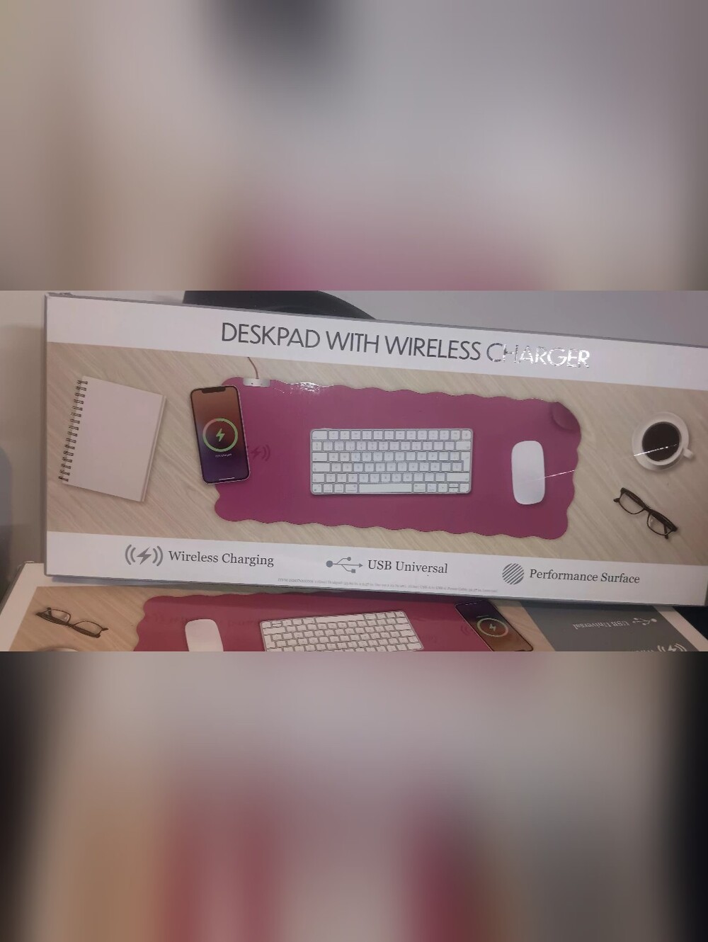 Wireless Charging Deskpad Mouse Mat — Pink